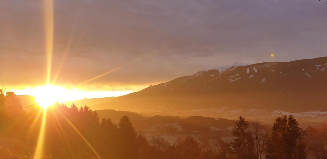 Berggasthof Karlbauer Lendorf Dış mekan fotoğraf